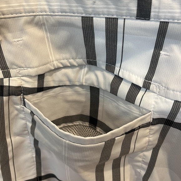 IZOD Golf Shorts, Men’s 34, NWOT - Picture 4 of 6